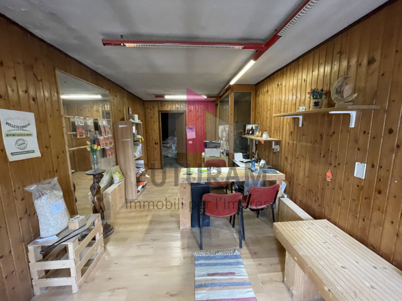 VALDAGNO  - 38FIL - PER INFO 0444/310220

Proponiamo capannone situato nel comune di Valdagno 

C...