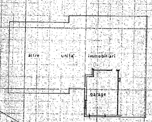 Proponiamo in vendita a Lerino, in un contesto residenziale tranquillo e ben abitato, un ampio e ...