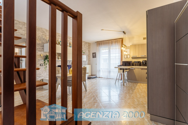 TI STA ASPETTANDO IN CENTRO A PERAROLO DI VIGONZA IL TUO BELLISSIMO APPARTAMENTO AL PRIMO PIANO C...