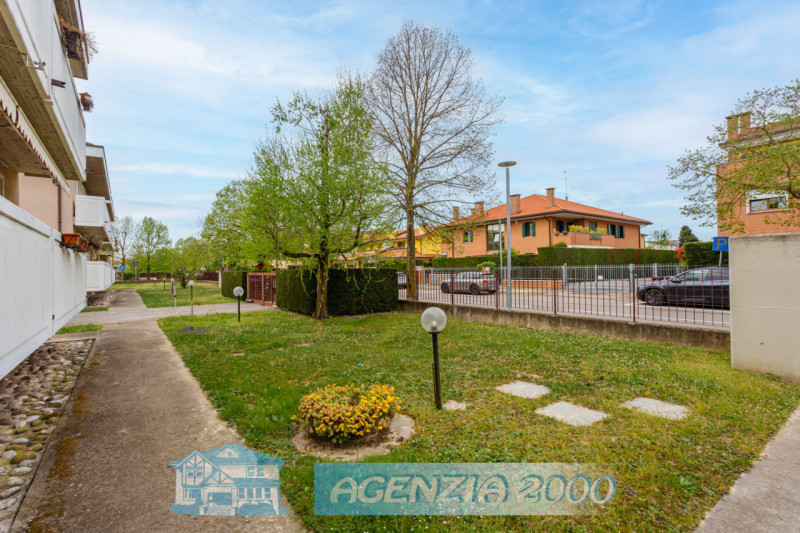 TI STA ASPETTANDO IN CENTRO A PERAROLO DI VIGONZA IL TUO BELLISSIMO APPARTAMENTO AL PRIMO PIANO C...