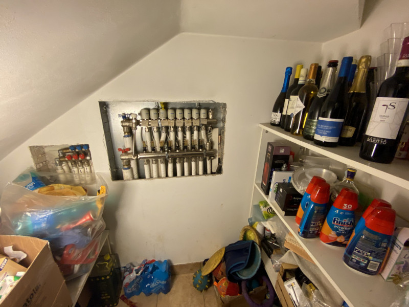 Nel cuore del centro storico di Caldogno, proponiamo in vendita una splendida porzione centrale d...