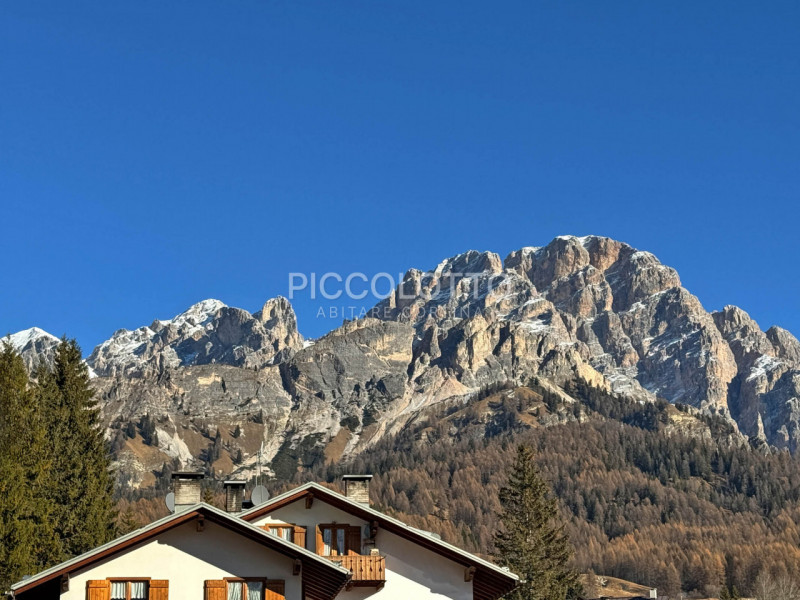 Rif. V5457 AB - Nel cuore di Cortina d'Ampezzo - Corso Italia, splendido attico in vendita.

Nel ...