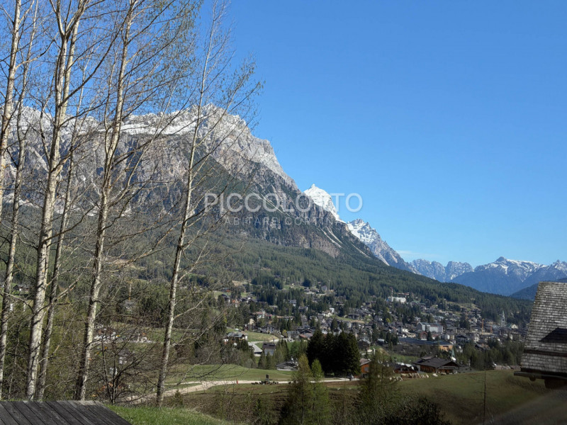 Rif. V5457 AB - Nel cuore di Cortina d'Ampezzo - Corso Italia, splendido attico in vendita.

Nel ...