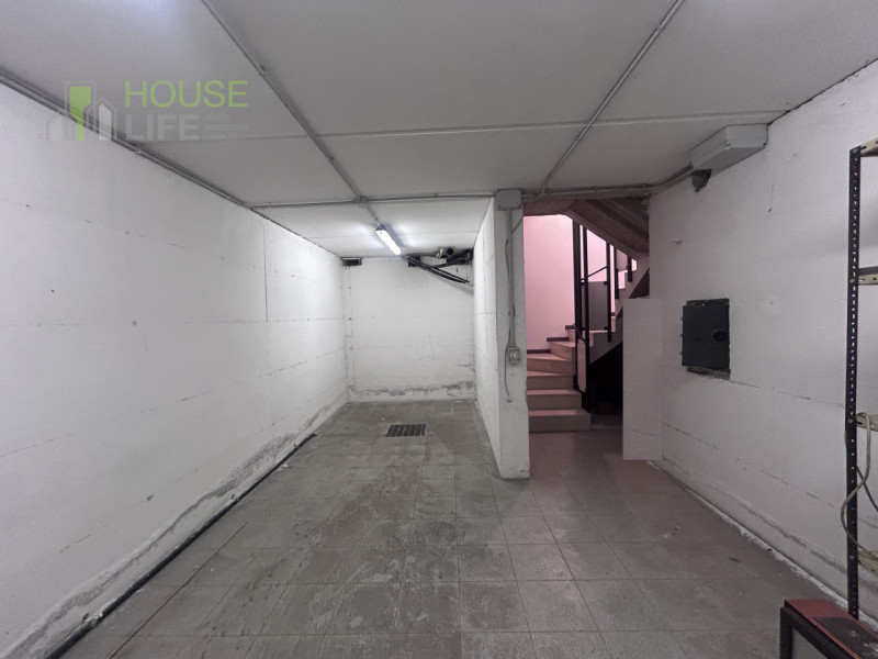 CARRE' - Z.I: CAPANNONE ARTIGIANALE - INDUSTRIALE di circa mq 800 circa H 6.00 mt sotto trave, co...