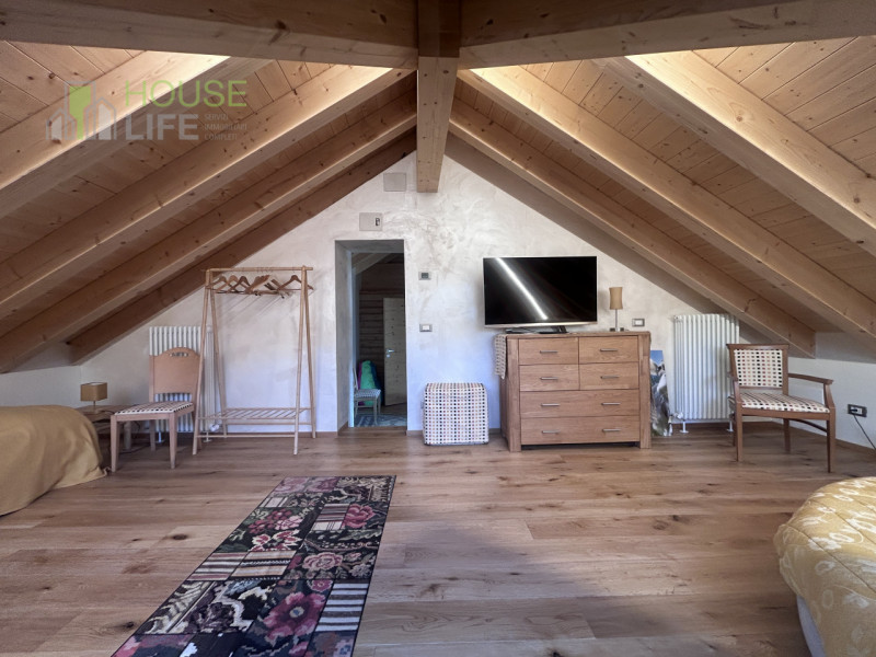 ROANA - TRESCHE CONCA - ELEGANTE CHALET DI MONTAGNA quadrilocale, tre-quattro camere, tre bagni, ...