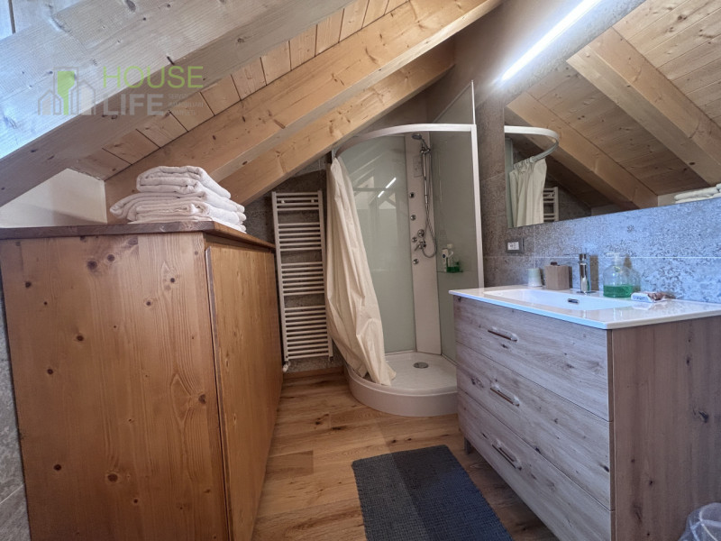 ROANA - TRESCHE CONCA - ELEGANTE CHALET DI MONTAGNA quadrilocale, tre-quattro camere, tre bagni, ...