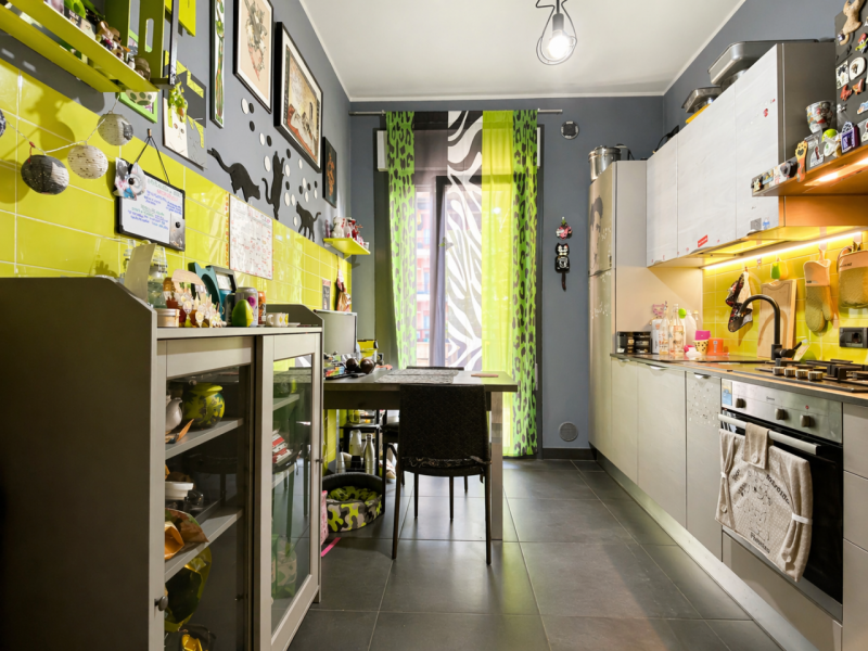 In una delle zone più richieste di Vicenza, nel quartiere Cattane, proponiamo in vendita un appar...