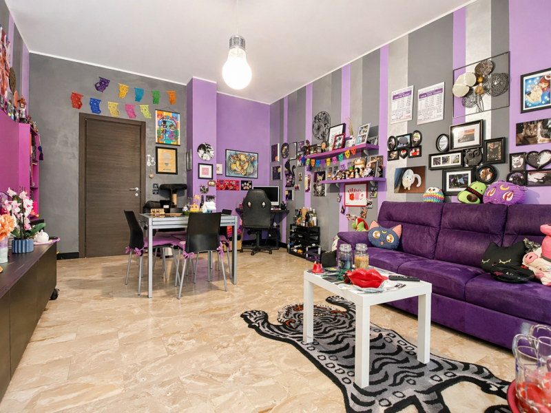 In una delle zone più richieste di Vicenza, nel quartiere Cattane, proponiamo in vendita un appar...