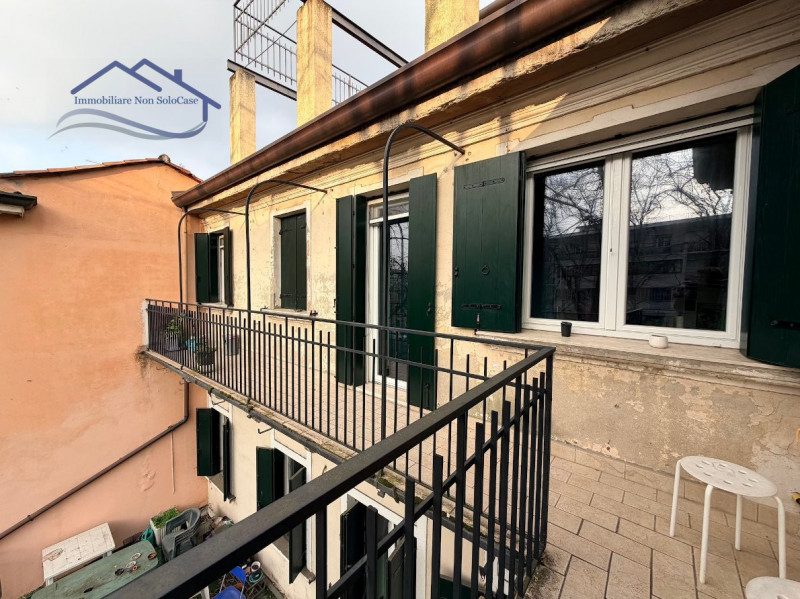 PADOVA - Centro Storico: Immobiliare Non Solo Case propone in esclusiva intera palazzina riedific...