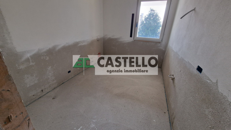 Santa Giustina in Colle a 1km dal centro paese in zona verde proponiamo interessanti porzioni di ...