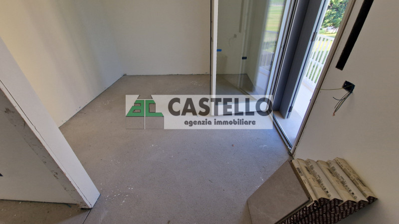 Santa Giustina in Colle a 1km dal centro paese in zona verde proponiamo interessanti porzioni di ...