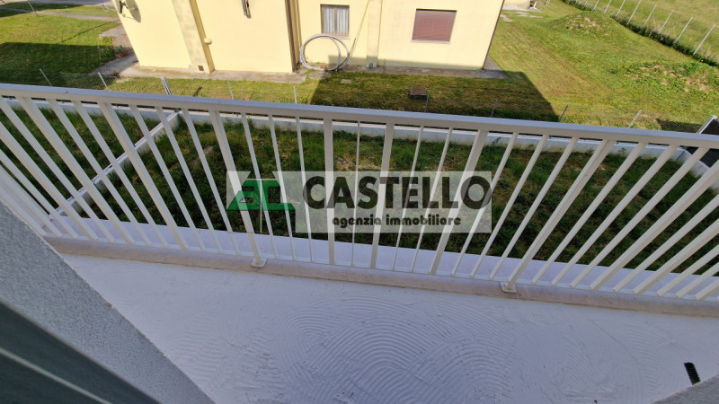 Santa Giustina in Colle a 1km dal centro paese in zona verde proponiamo interessanti porzioni di ...