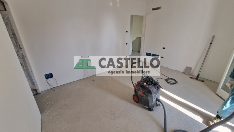 Santa Giustina in Colle a 1km dal centro paese in zona verde proponiamo interessanti porzioni di ...