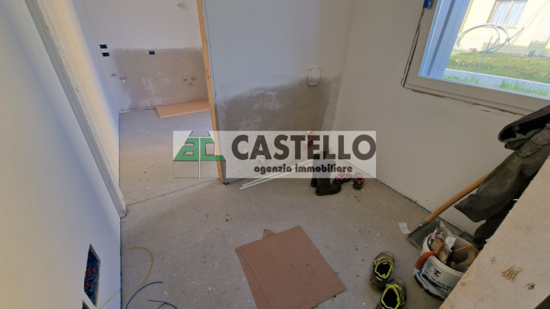 Santa Giustina in Colle a 1km dal centro paese in zona verde proponiamo interessanti porzioni di ...