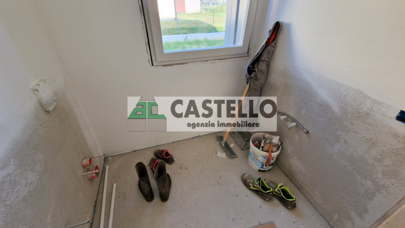 Santa Giustina in Colle a 1km dal centro paese in zona verde proponiamo interessanti porzioni di ...