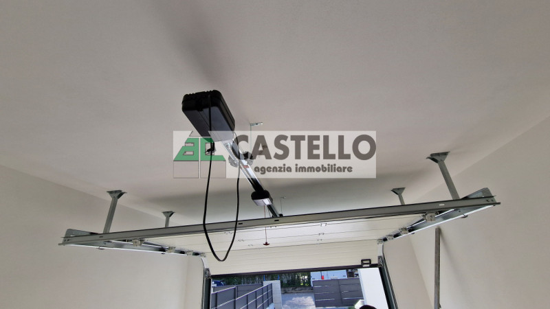 Santa Giustina in Colle a 1km dal centro paese in zona verde proponiamo interessanti porzioni di ...