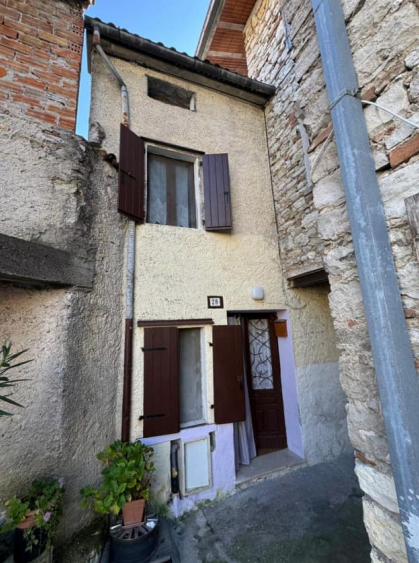 Rif. A.A.32-251

Vendita all'asta - abitazione in linea su 3 livelli in data 26 maggio 2026

Desc...