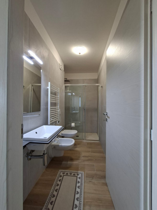 In una delle zone residenziali più belle di Rubano, proponiamo in vendita un luminoso appartament...