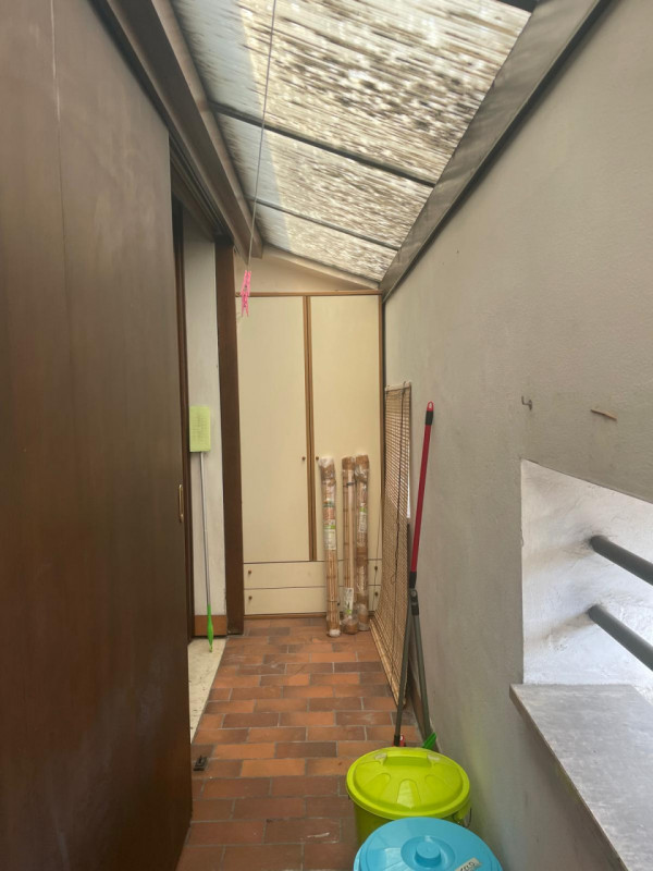 Grazioso trilocale in affitto nel cuore di Santa Bertilla, situato in una posizione strategica a ...