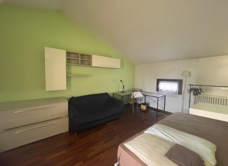 Grazioso trilocale in affitto nel cuore di Santa Bertilla, situato in una posizione strategica a ...