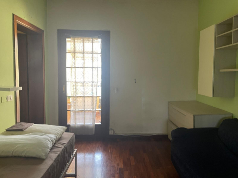 Grazioso trilocale in affitto nel cuore di Santa Bertilla, situato in una posizione strategica a ...