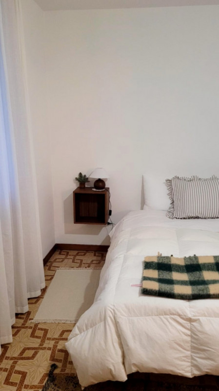 UNA CASA BIFAMILIARE E IL SUO SOGNO!

Dimenticati di essere nel 2026.
Dimenticati di tutti i prob...