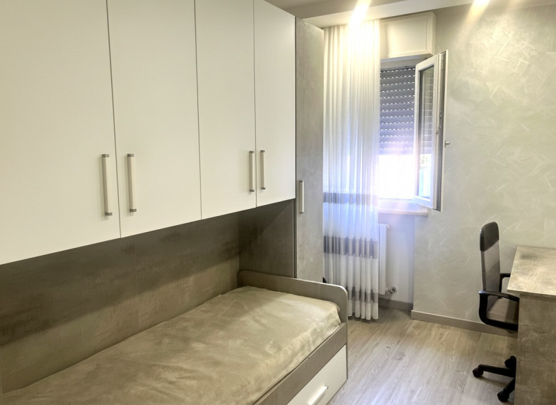 CASALSERUGO centro vendesi appartamento in zona residenziale completamente ristrutturato internam...