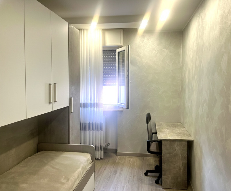 CASALSERUGO centro vendesi appartamento in zona residenziale completamente ristrutturato internam...