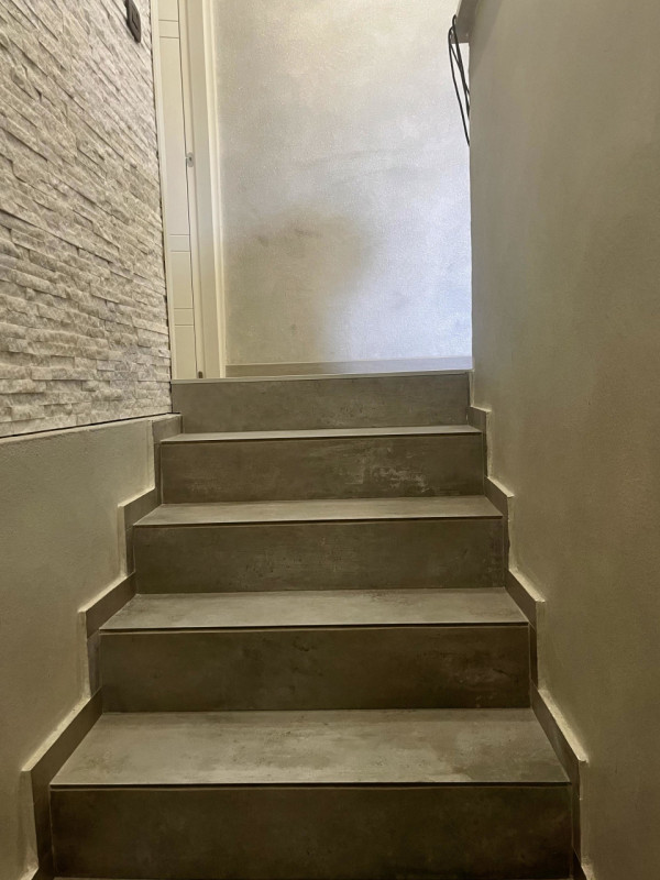 CASALSERUGO centro vendesi appartamento in zona residenziale completamente ristrutturato internam...