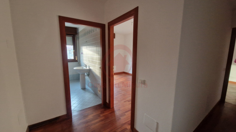 VIGODARZERE, CENTRO, RIF. A169: Casa Su Misura ha il piacere di proporvi appartamento su due live...