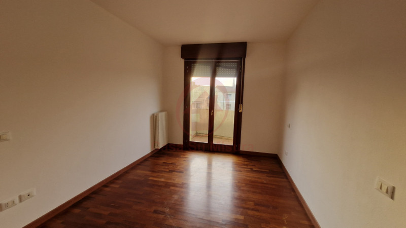 VIGODARZERE, CENTRO, RIF. A169: Casa Su Misura ha il piacere di proporvi appartamento su due live...