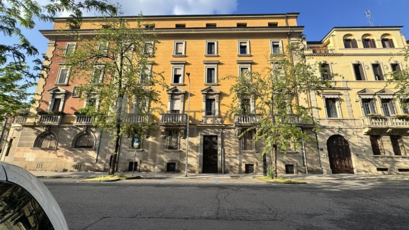 Rif. PD297 - In zona Città Giardino, all'intero di Palazzo Vanzo, proponiamo per la vendita prest...