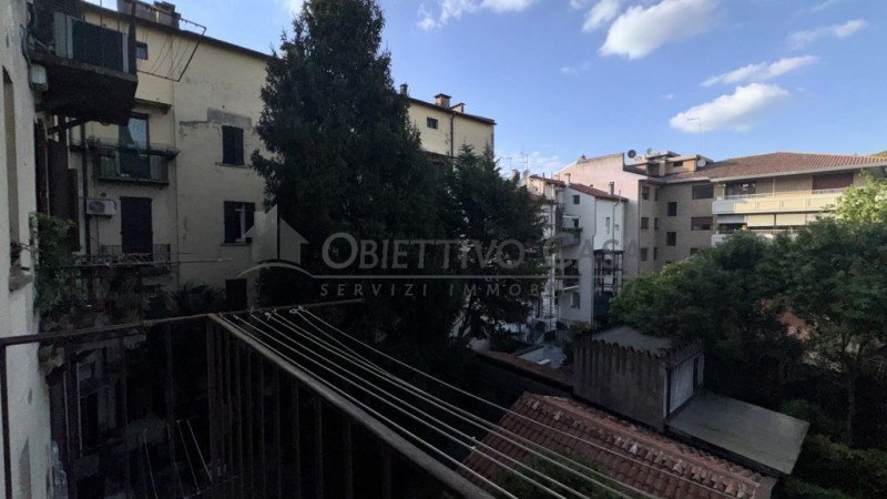 Rif. PD297 - In zona Città Giardino, all'intero di Palazzo Vanzo, proponiamo per la vendita prest...