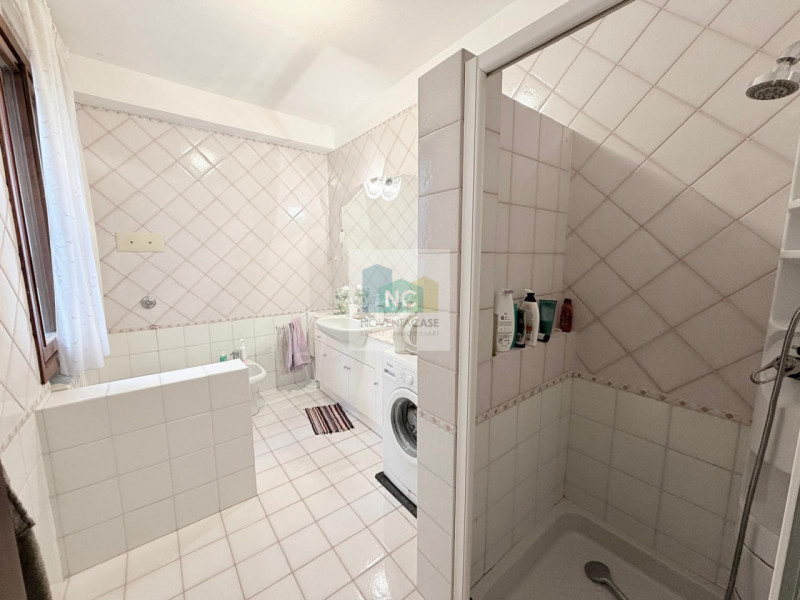 In una delle zone più ricercate di Padova, precisamente nel quartiere Ognissanti, proponiamo in v...