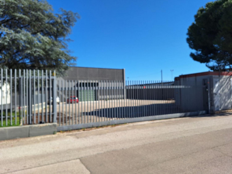 Capannone in 2 a Terlizzi (BA)