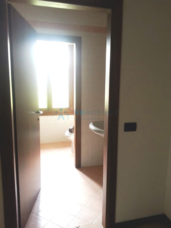 Thiene
 
Stai cercando un ufficio a pochi passi dal centro?

Prezzo € 500 mensili 

CHIAMACI ORA ...