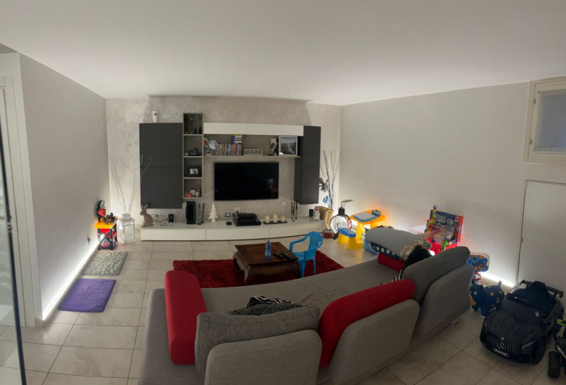 Pianiga-Cazzago: Vendesi appartamento al piano terra con ingresso indipendente e giardino privato...