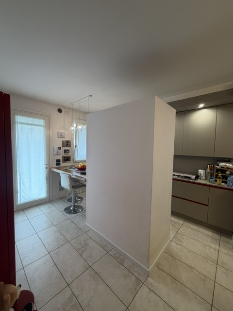 Pianiga-Cazzago: Vendesi appartamento al piano terra con ingresso indipendente e giardino privato...