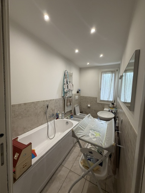 Pianiga-Cazzago: Vendesi appartamento al piano terra con ingresso indipendente e giardino privato...