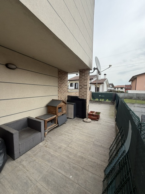 Pianiga-Cazzago: Vendesi appartamento al piano terra con ingresso indipendente e giardino privato...