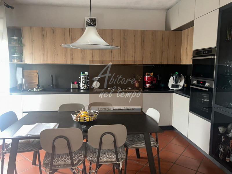 CITTADELLA (PD) Casa con magazzino e ampio giardino comoda al centro 

In posizione strategica, c...