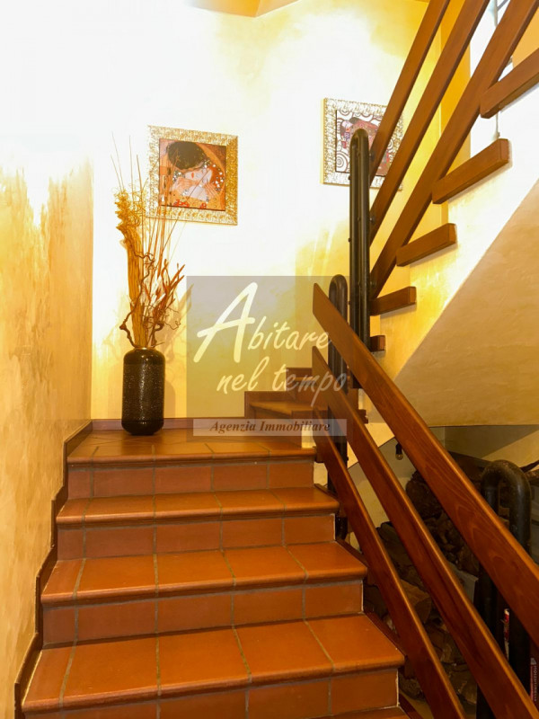 CITTADELLA (PD) Casa con magazzino e ampio giardino comoda al centro 

In posizione strategica, c...