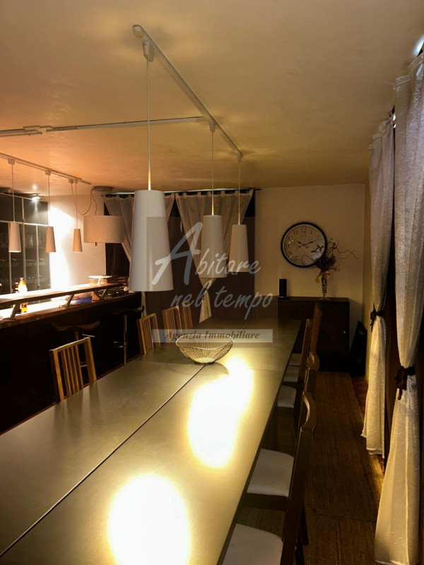 CITTADELLA (PD) Casa con magazzino e ampio giardino comoda al centro 

In posizione strategica, c...