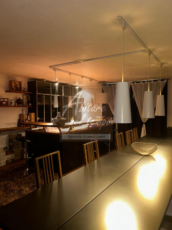 CITTADELLA (PD) Casa con magazzino e ampio giardino comoda al centro 

In posizione strategica, c...