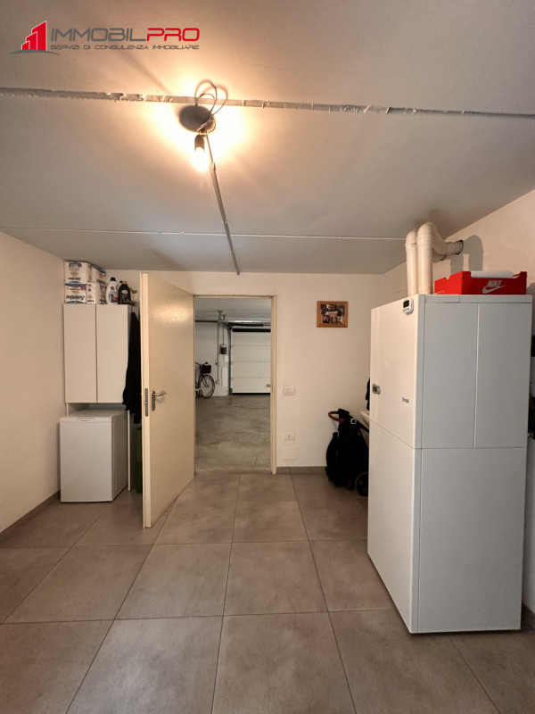 Se stai cercando qualcosa di più di un semplice tricamere, questa è la soluzione giusta.

In un c...