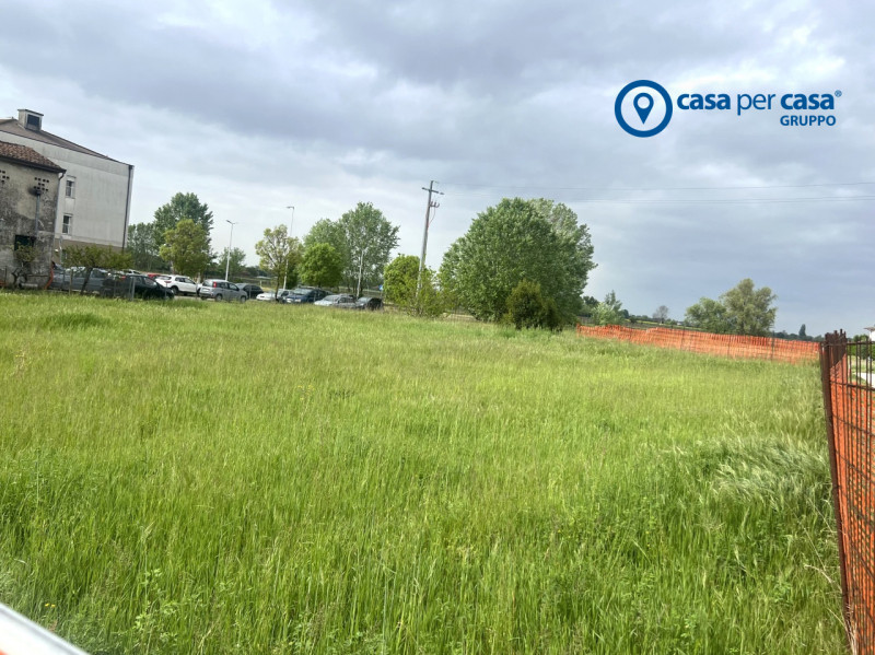 APPROVATO GRUPPO CASA PER CASA: VALUTATO, CONTROLLATO, GESTITO IN ESCLUSIVA!

ZONA:
- Il terreno ...