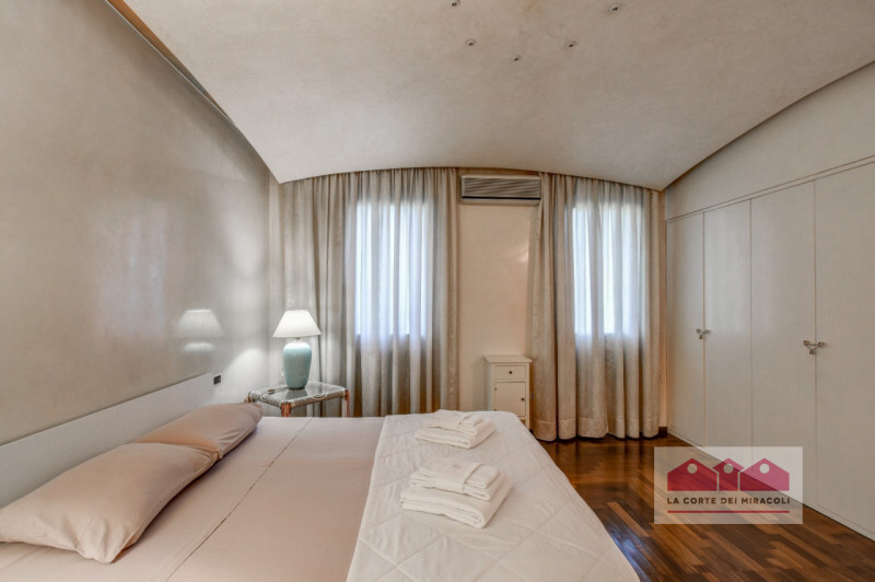 ARCUGNANO: VILLA CON TERRAZZO PANORAMICO, VERANDA E ACCESSO ALLA PISCINA CONDOMINIALE. RIF. 2256X...