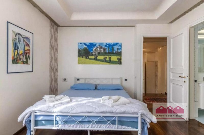 ARCUGNANO: VILLA CON TERRAZZO PANORAMICO, VERANDA E ACCESSO ALLA PISCINA CONDOMINIALE. RIF. 2256X...