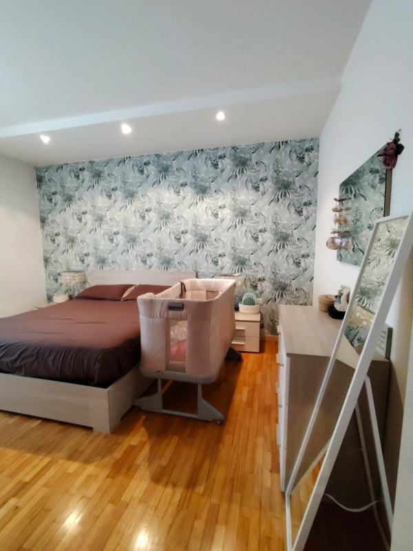 Thiene, Via Marconi 123 - Bicamere ristrutturato al primo e ultimo piano. Richiesta € 119.000.Tra...