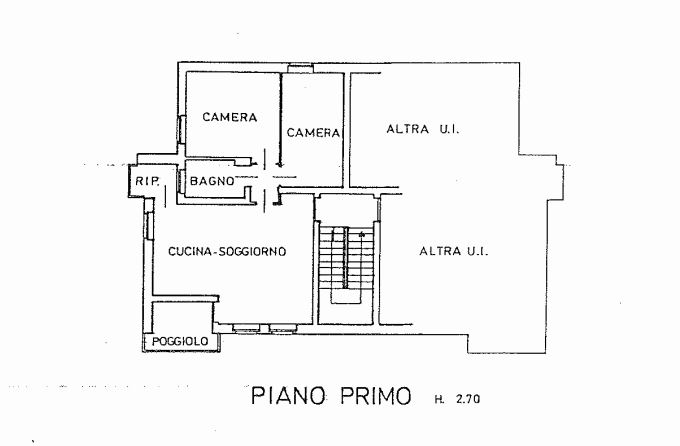 Thiene, Via Marconi 123 - Bicamere ristrutturato al primo e ultimo piano. Richiesta € 119.000.Tra...